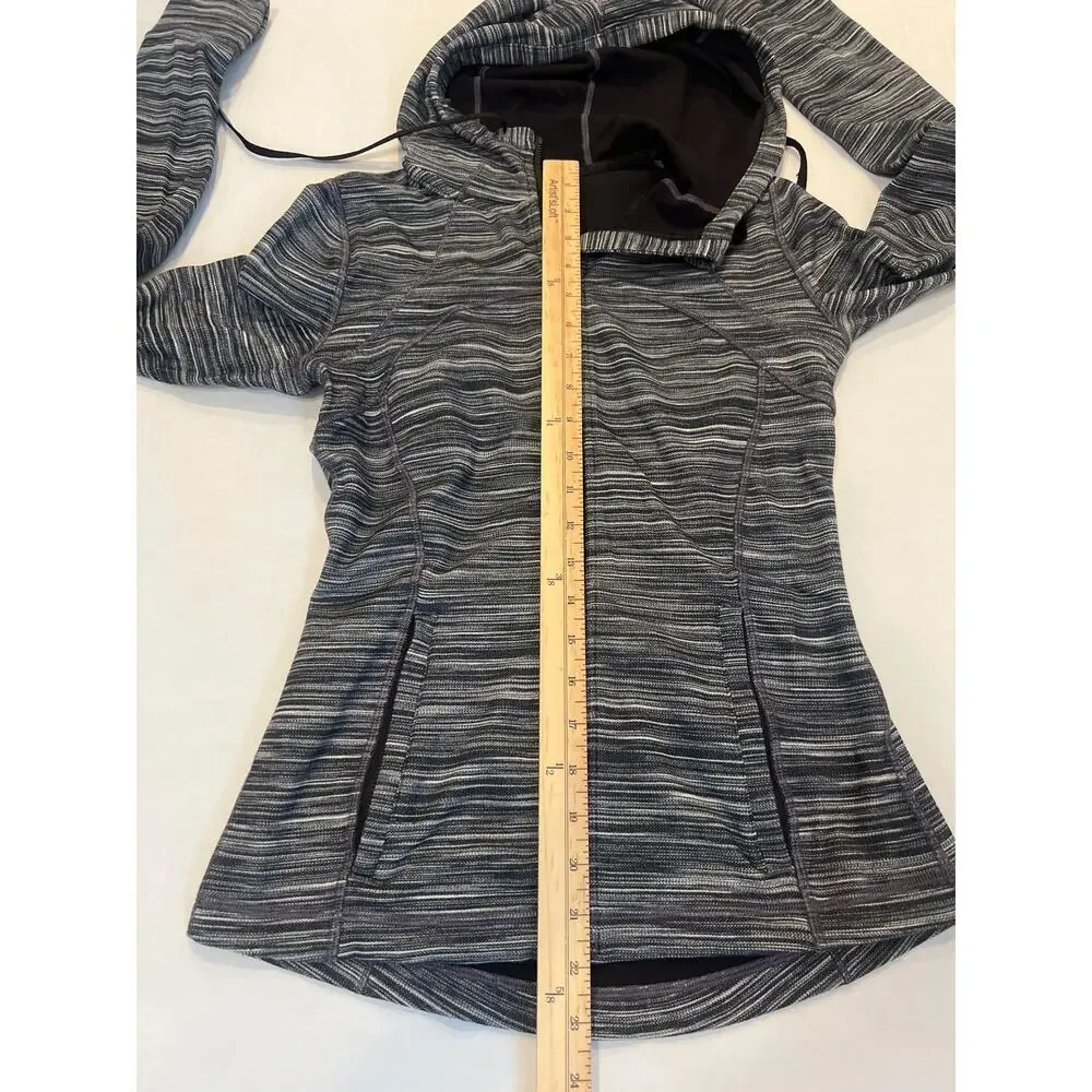 Lululemon Hooded Define Jacket  grey  white striped  Front zip Size 6 - Picture 12 of 14